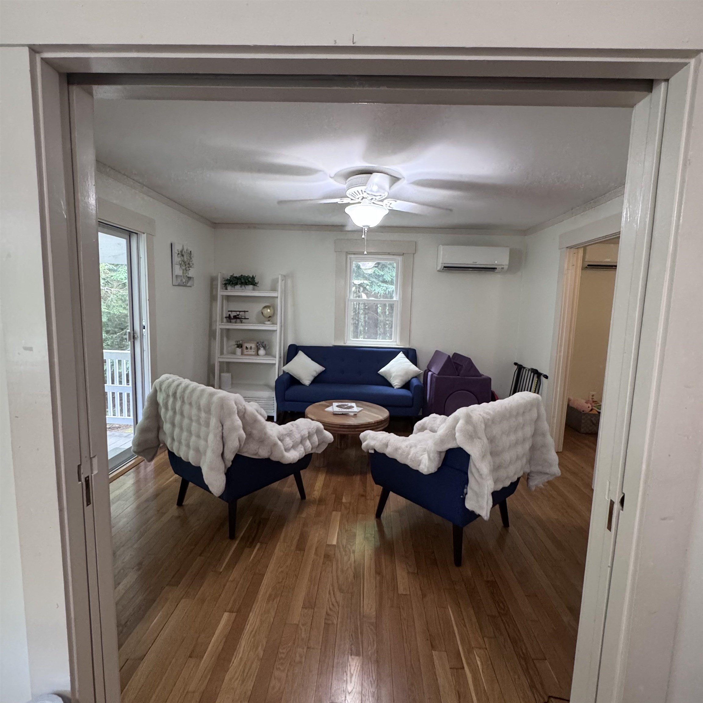 44 Stowell Road Bedford, NH 03110 - Photo 5 of 26