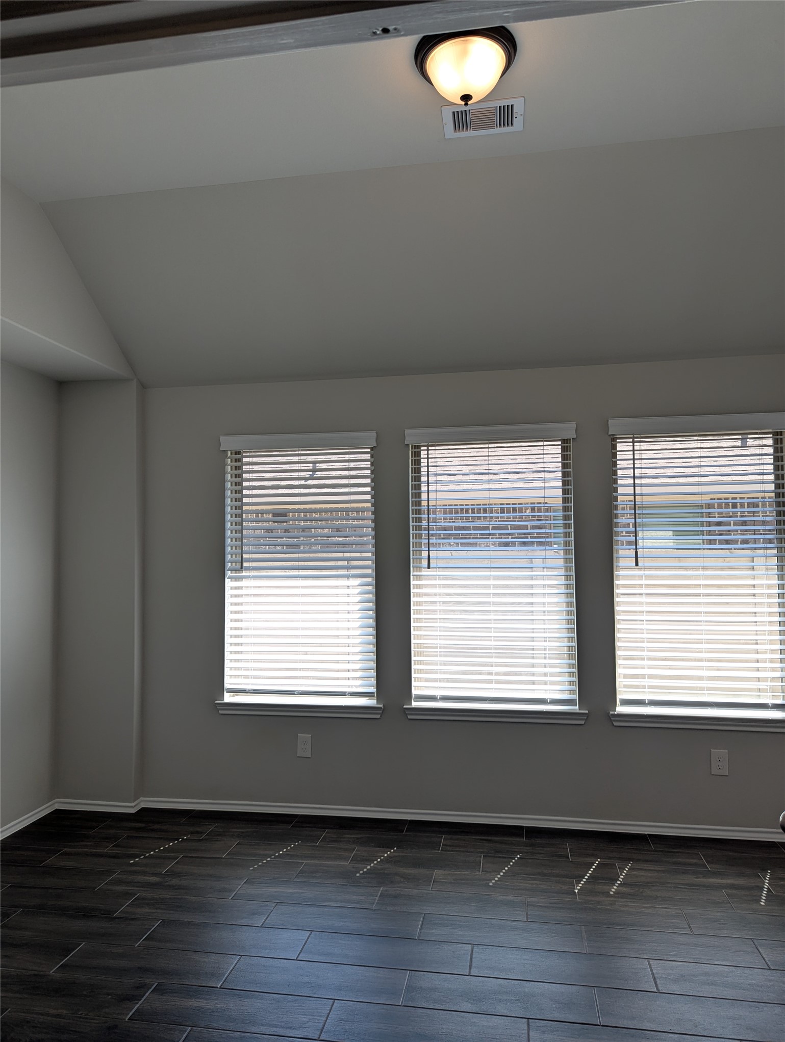 4431 Stone Ridge Lane Manvel, TX 77578 - Photo 8 of 34