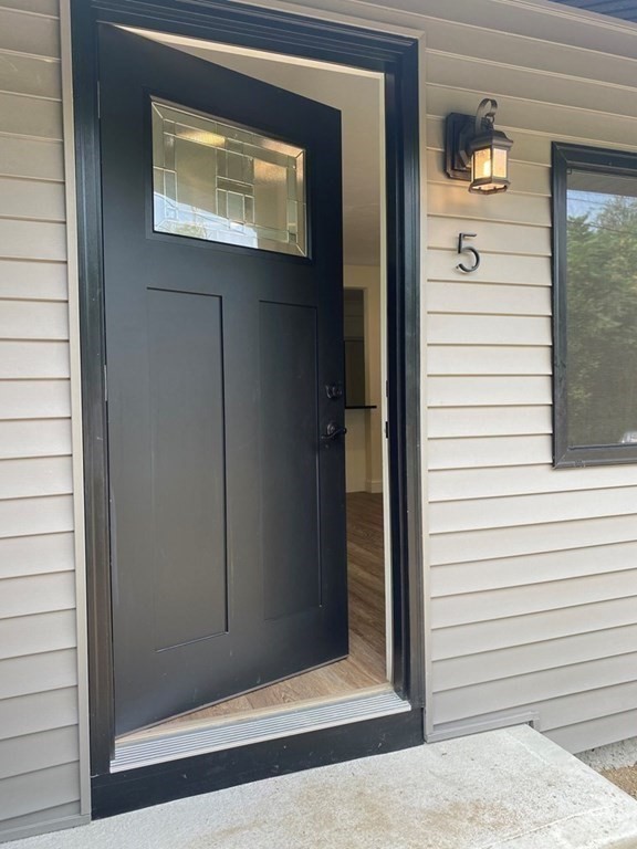 5 Wellesley Avenue Worcester, MA 01605 - Photo 4 of 31 a view of front door