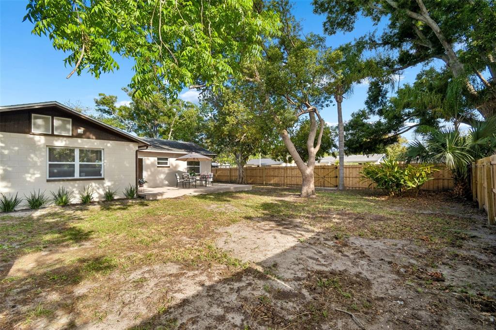 2804 Fulton Street Southwest Largo, FL 33774 - Photo 30 of 33