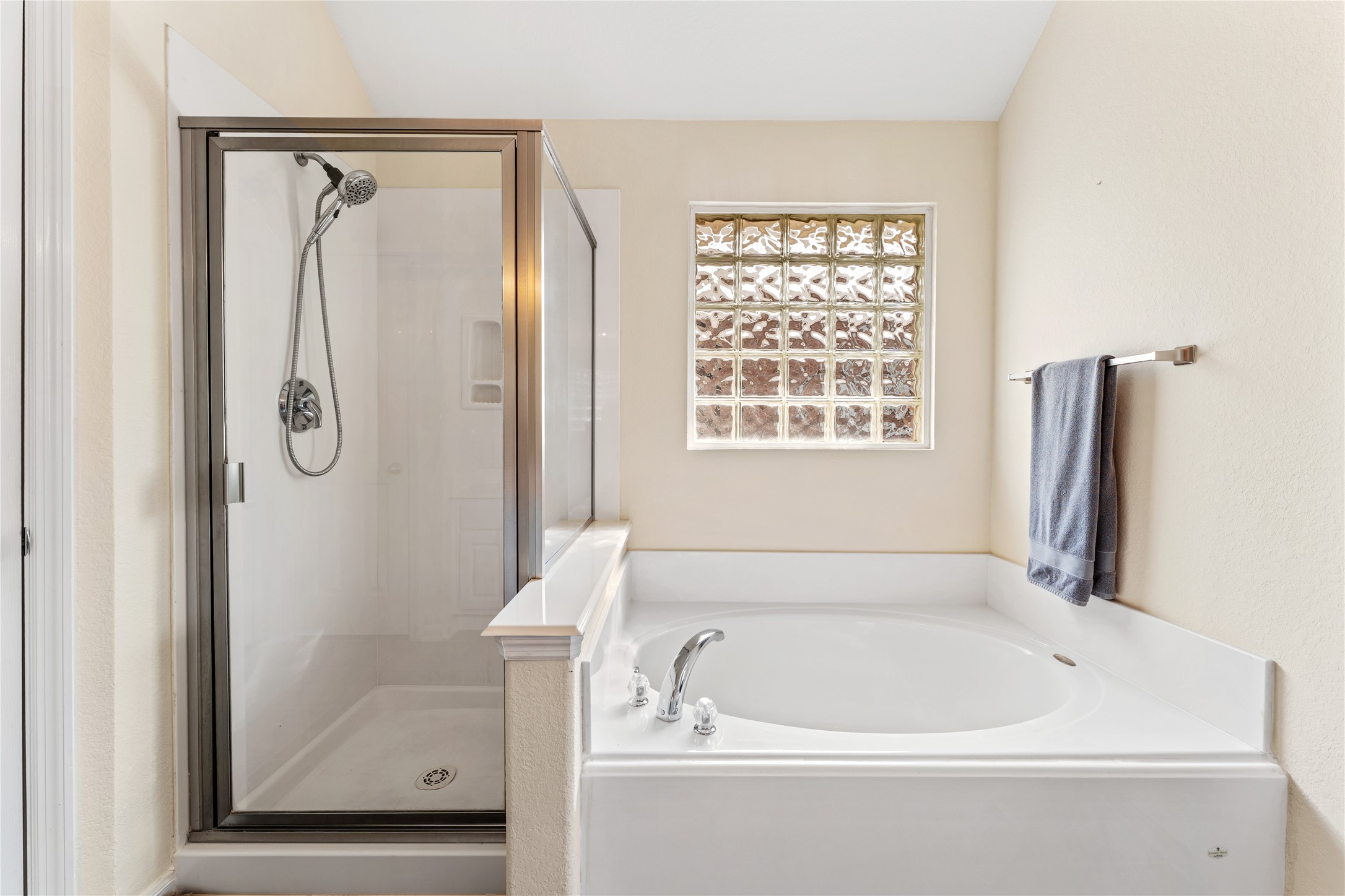 3214 Falcon Trail Drive Spring, TX 77373 - Photo 21 of 29 a white bath tub sitting next to a shower