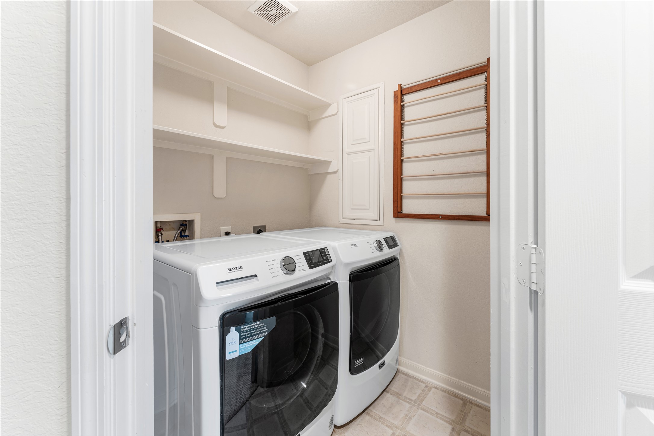 3214 Falcon Trail Drive Spring, TX 77373 - Photo 27 of 29 a utility room with dryer and washer
