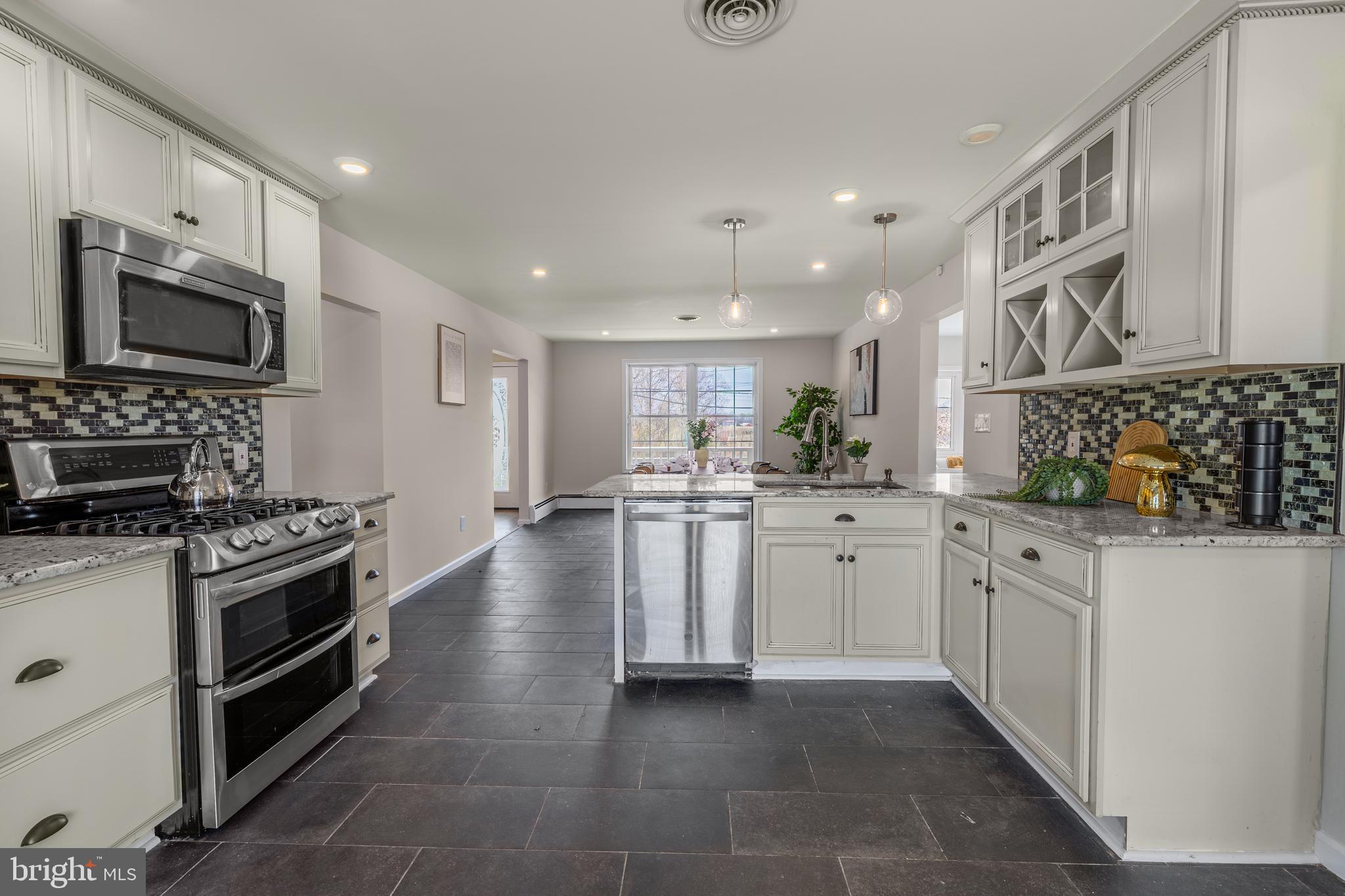 829 Wiltsey's Mill Road Hammonton, NJ 08037 - Photo 11 of 20