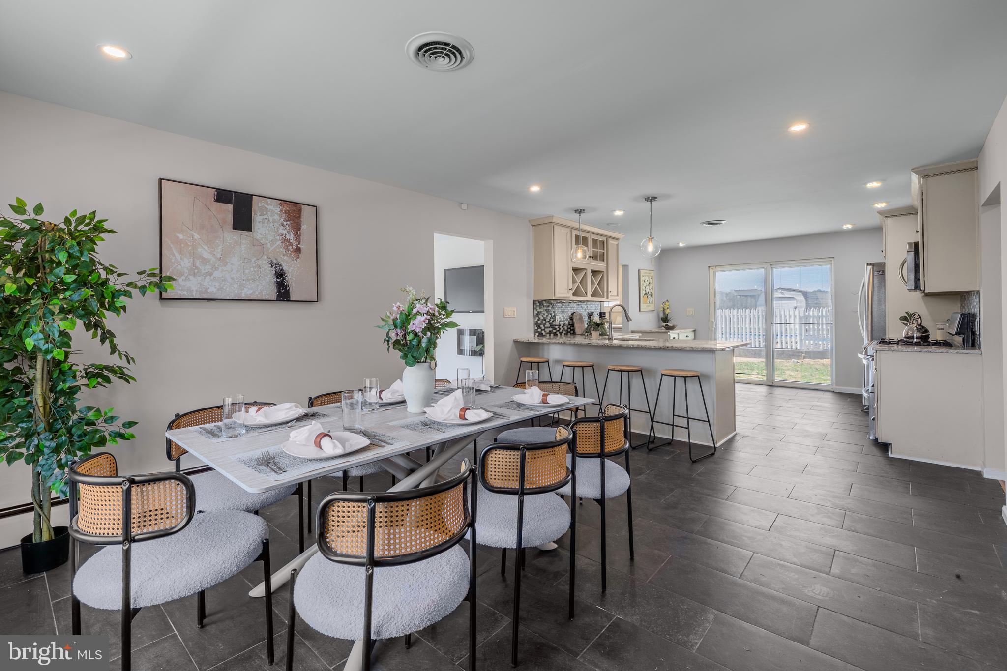 829 Wiltsey's Mill Road Hammonton, NJ 08037 - Photo 2 of 20