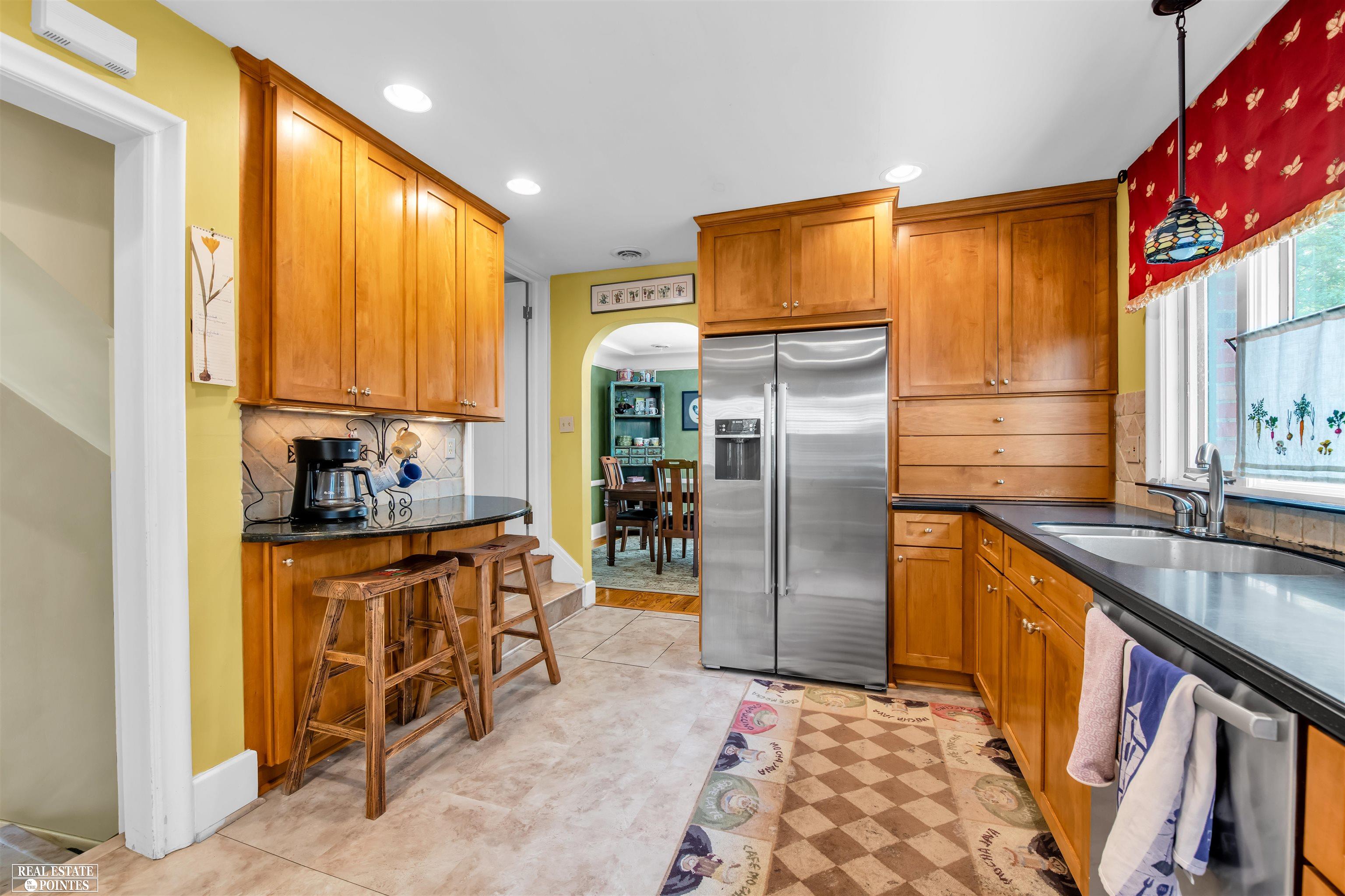 1346 Bishop Road Grosse Pointe Park, MI 48230 - Photo 11 of 31