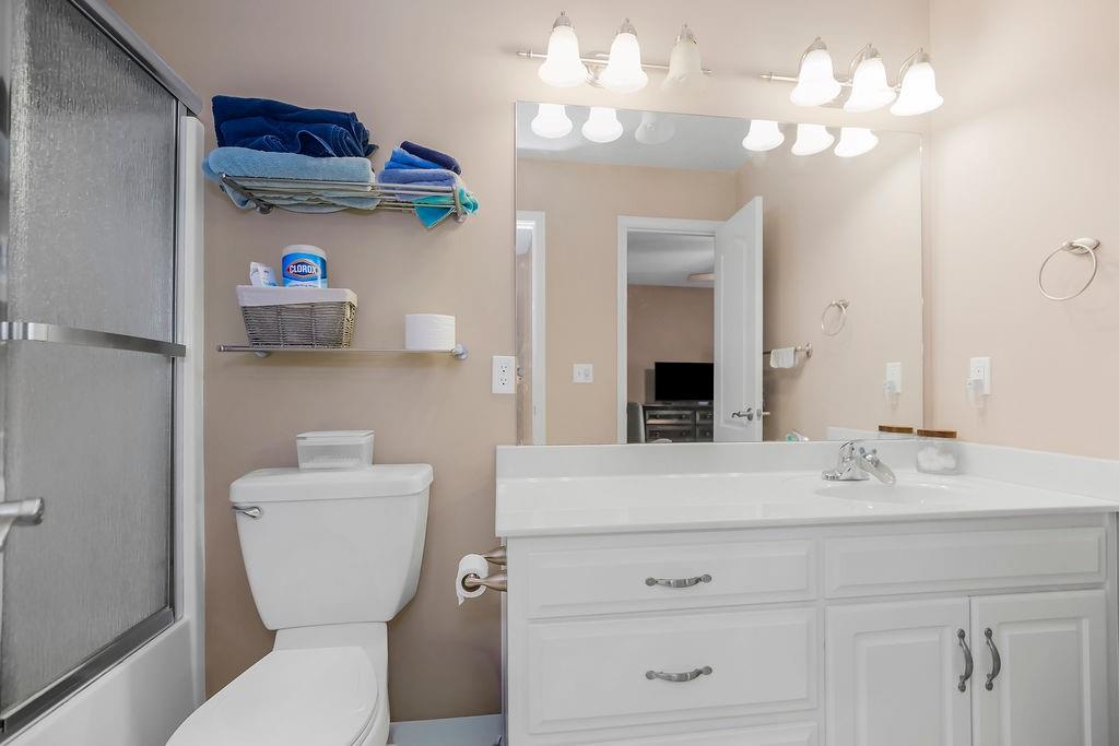 2709 Southwest Golden Eagle Road Lee's Summit, MO 64082 - Photo 17 of 35