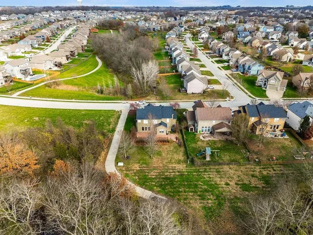 $470,000 | 2709 Southwest Golden Eagle Road, Lee's Summit, MO 64082