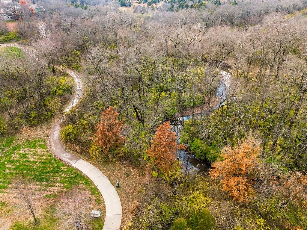 2709 Southwest Golden Eagle Road Lee's Summit, MO 64082 - Photo 27 of 35