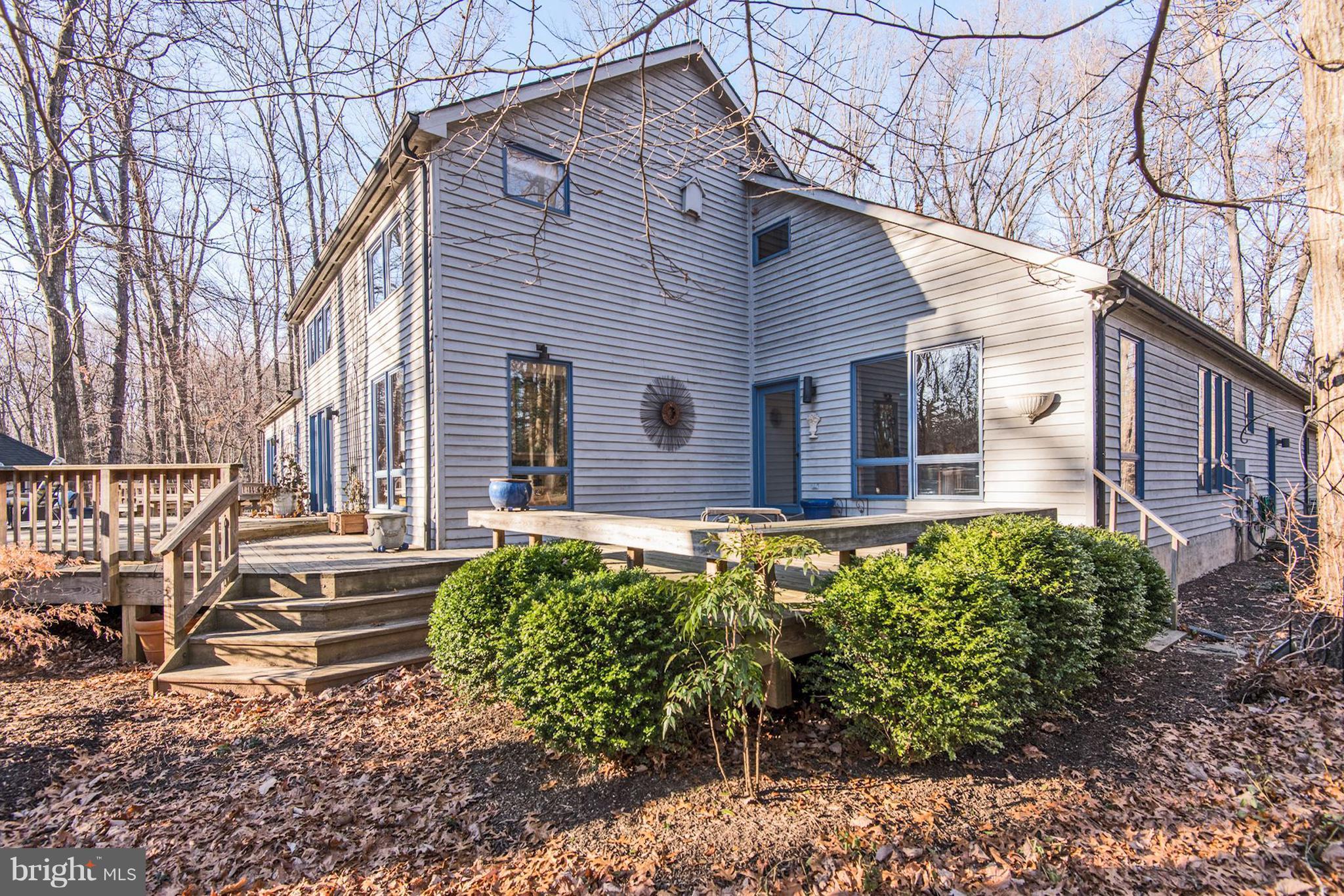 10905 Hunter Station Road Vienna, VA 22181 - Photo 29 of 30 Exterior (Rear)