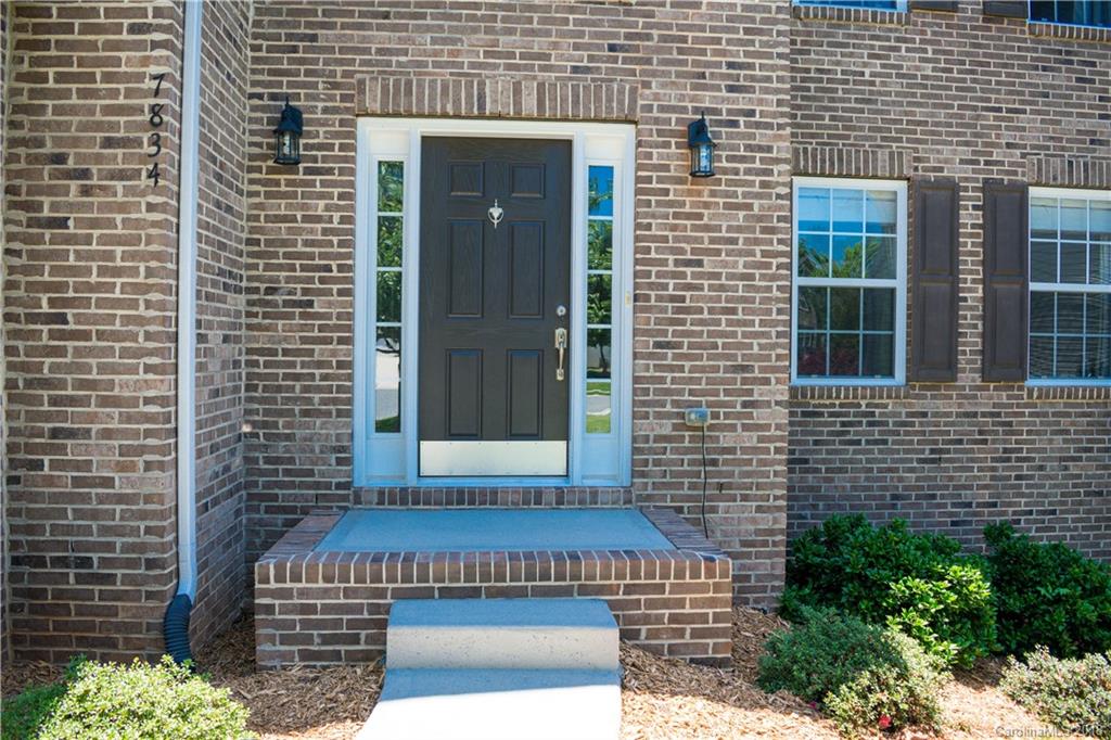 7834 East Berkeley Road Denver, NC 28037 - Photo 2 of 20