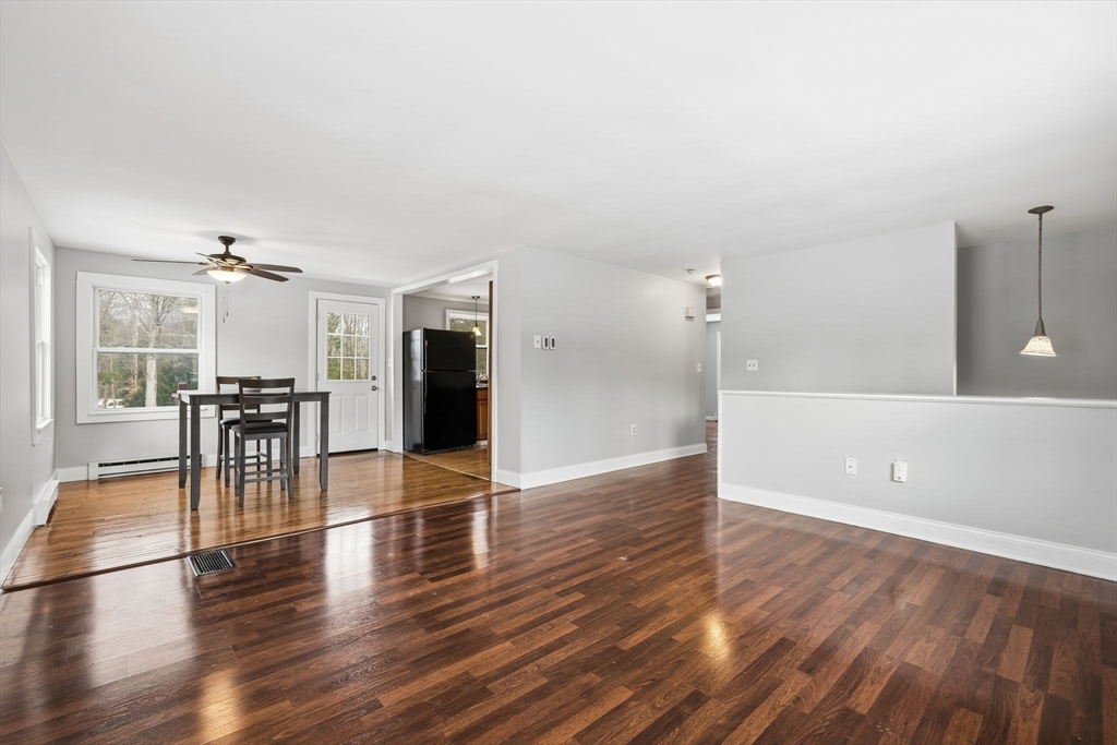 5 Marco Drive Pittsfield, MA 01201 - Photo 3 of 42