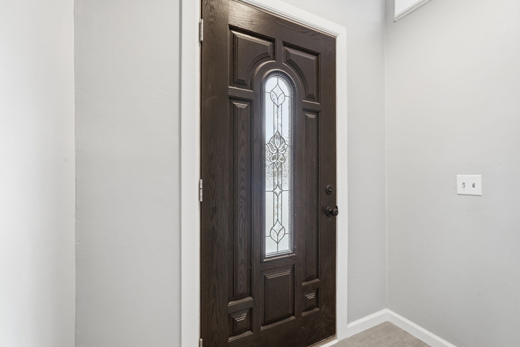 5 Marco Drive Pittsfield, MA 01201 - Photo 9 of 42