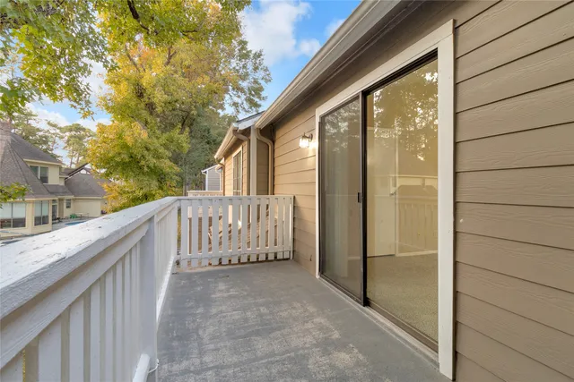 $165,000 | 14911 Wunderlich Drive, Unit 609, Houston, TX 77069