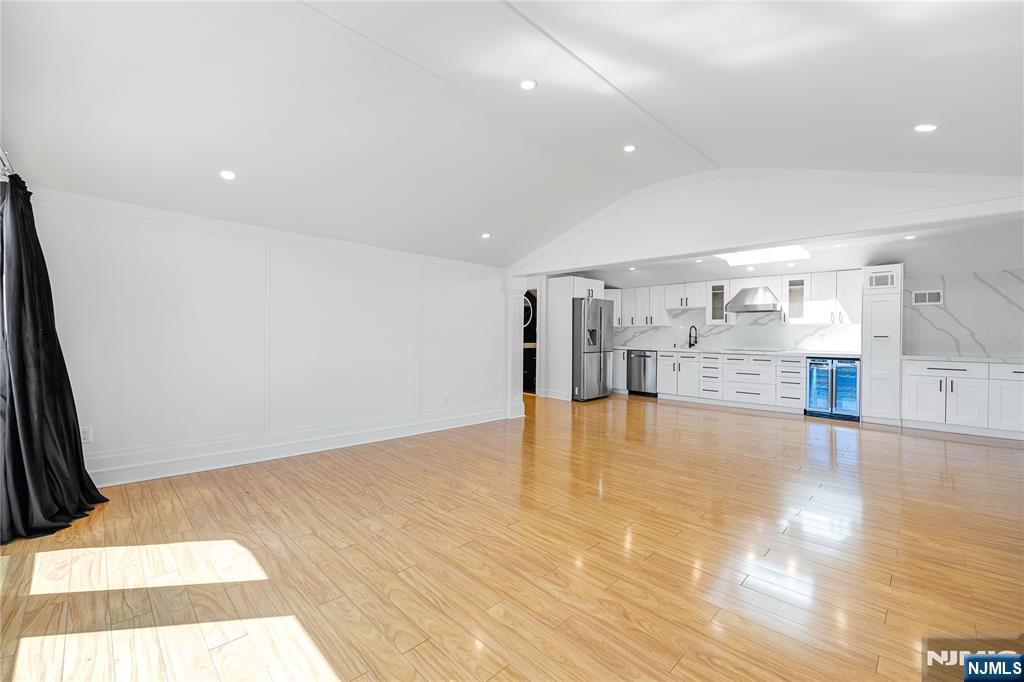 1080 River Road Edgewater, NJ 07020 - Photo 38 of 48