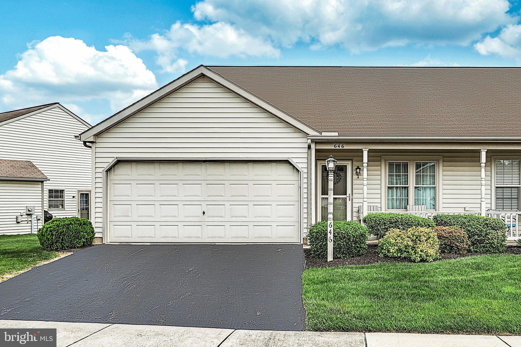 646 Hayley Road York, PA 17404 - Photo 3 of 28 Gallery Image 3