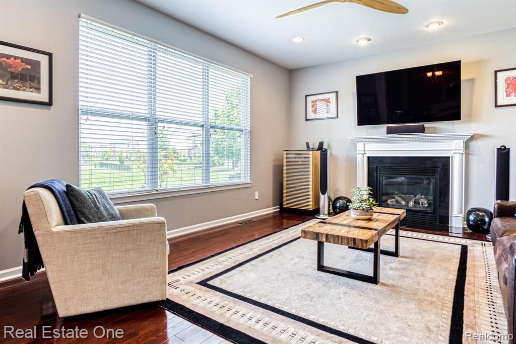 3738 Hogan Circle Rochester Hills, MI 48307 - Photo 14 of 40