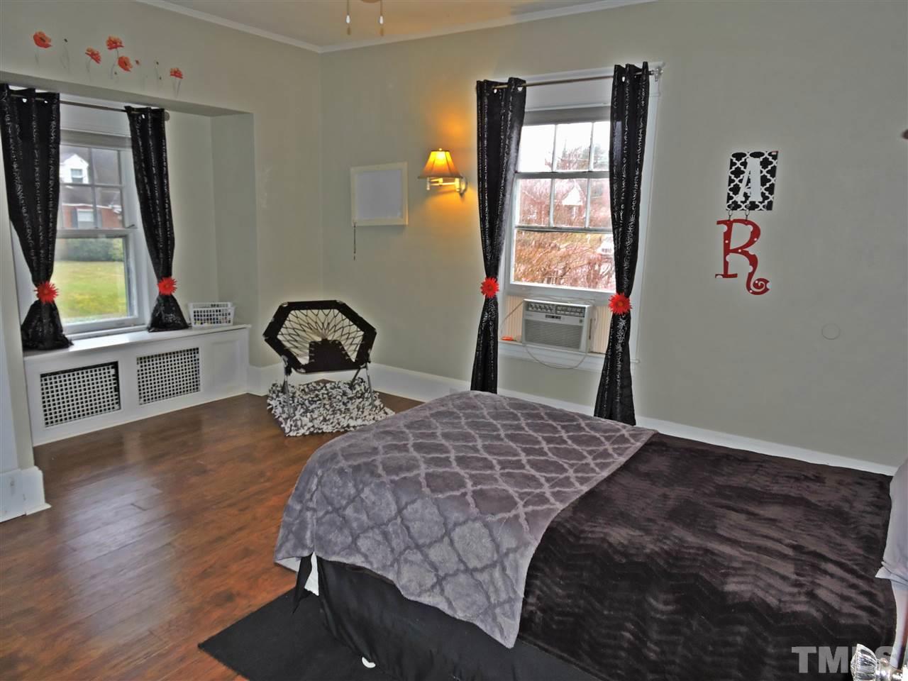 128 Academy Street Roxboro, NC 27573 - Photo 17 of 24 Gallery Image 17
