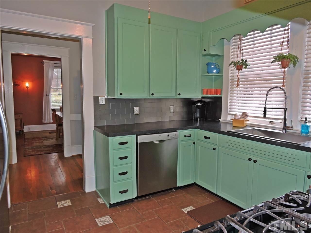 128 Academy Street Roxboro, NC 27573 - Photo 8 of 24 Gallery Image 8