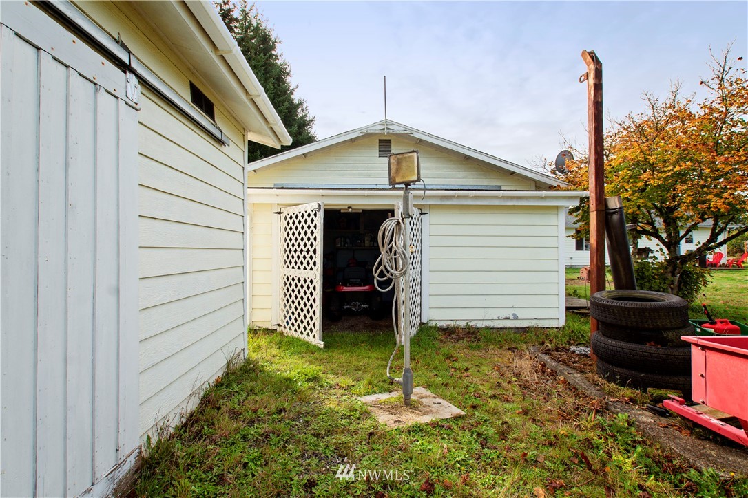 6114 188th Avenue Southwest Rochester, WA 98579 - Photo 24 of 30