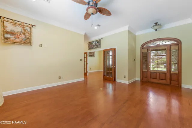 $2,500 | 403 Phoenix Drive, Lafayette, LA 70503