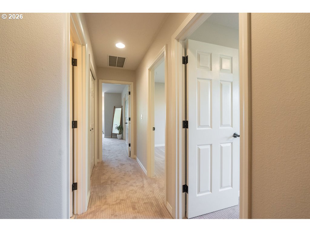 15520 Southwest Neptune Lane Beaverton, OR 97007 - Photo 21 of 29