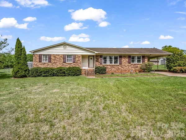 $259,000 | 810 Surry Drive, Shelby, NC 28152
