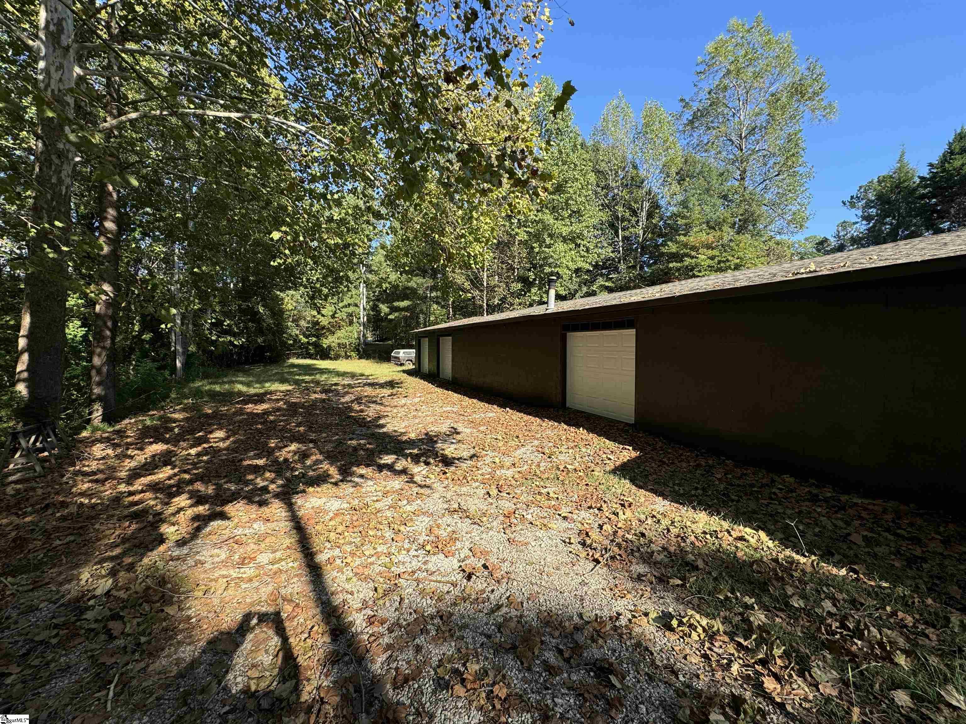 940 Burnt Tanyard Road Salem, SC 29676 - Photo 2 of 10