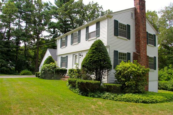 11 Puritan Road Wenham, MA 01984 - Photo 17 of 17 Gallery Image 17