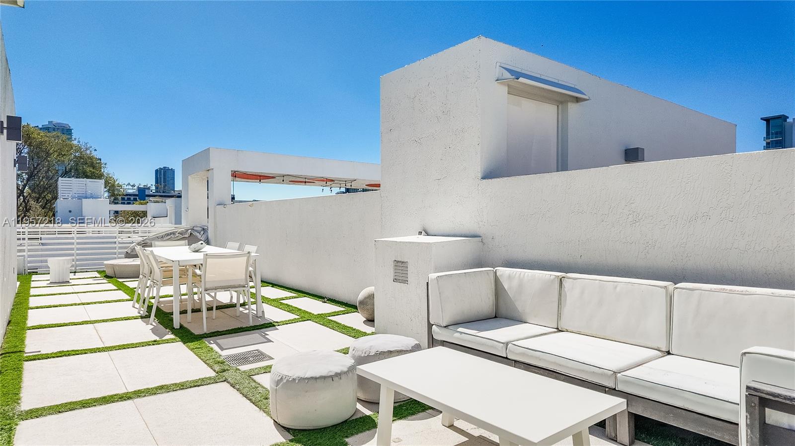 455 Northeast 39th Street, Unit 304 Miami, FL 33137 - Photo 5 of 13