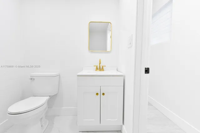 $745,000 | Palm Springs North, Hialeah, FL 33015