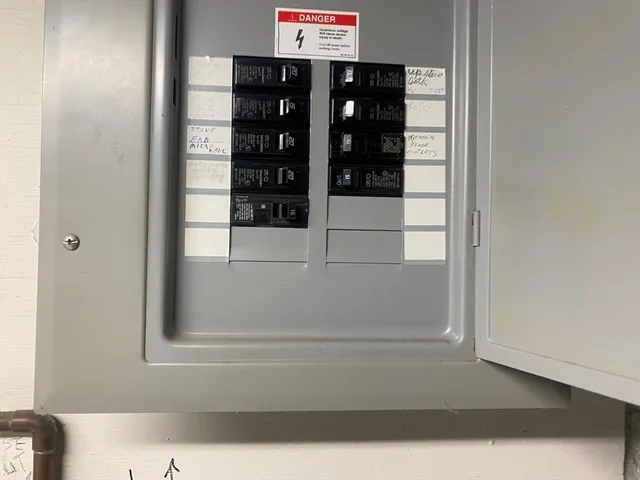 $723,200 | 260 Elm Street, Walpole, MA 02081