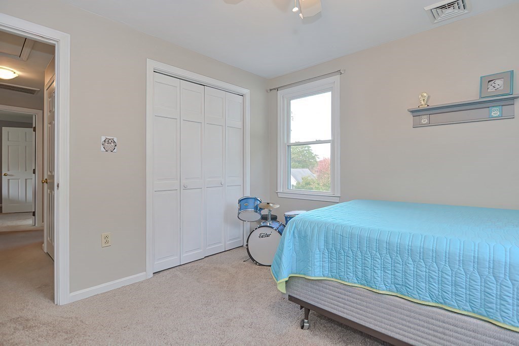 15 Caesar Chelor Drive Wrentham, MA 02093 - Photo 25 of 42