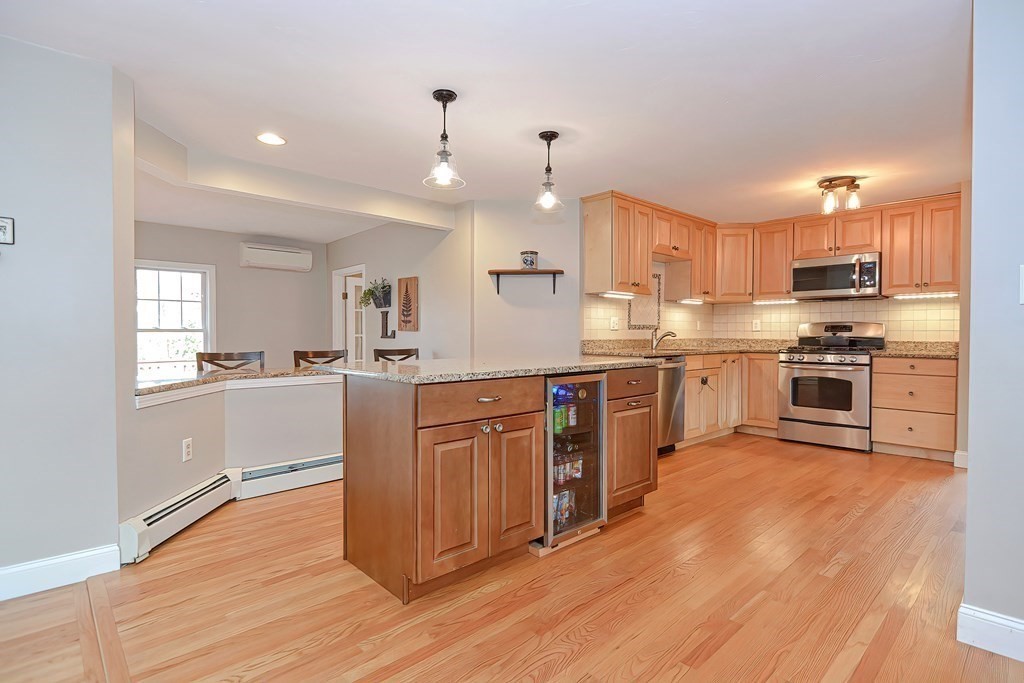 15 Caesar Chelor Drive Wrentham, MA 02093 - Photo 8 of 42