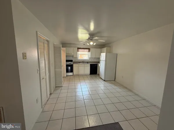 $1,600 | 23 Taft Avenue, Unit 3, Winchester, VA 22601
