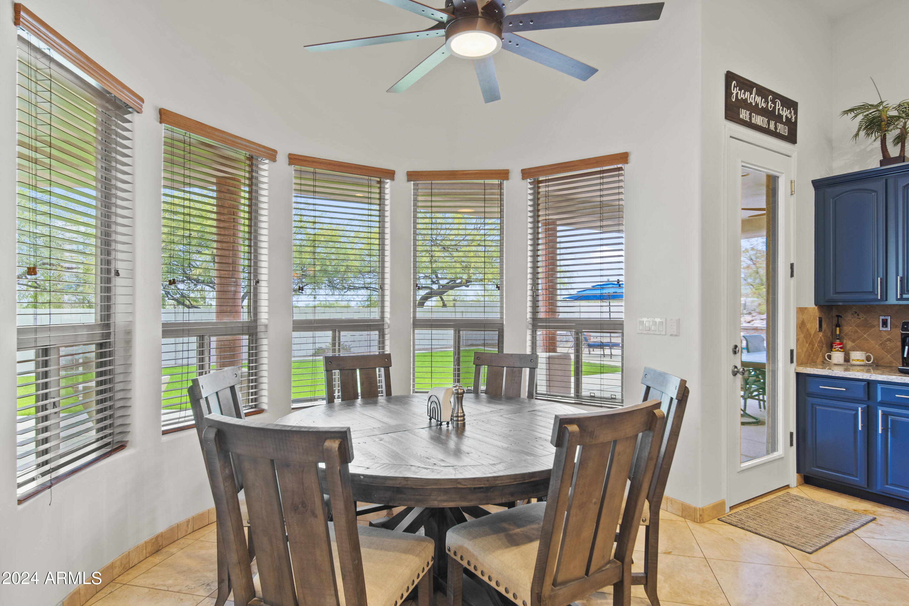 12 East Irvine Road Phoenix, AZ 85086 - Photo 37 of 81 Dining Area