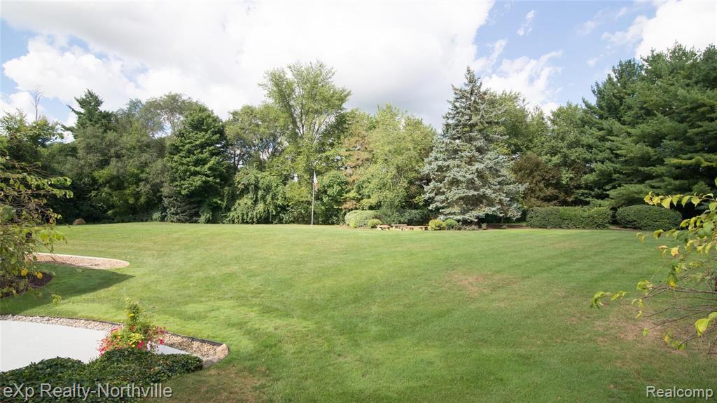 11101 North Ridge Road Plymouth, MI 48170 - Photo 26 of 99