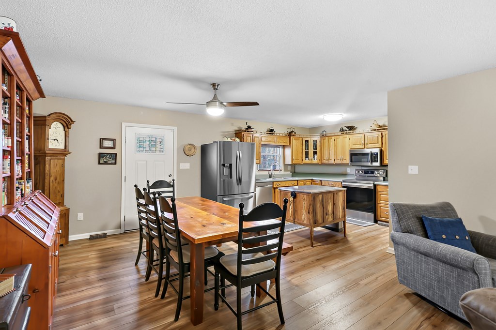 1898 Lake Secession Road Iva, SC 29655 - Photo 8 of 22 Gallery Image 8