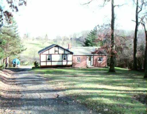 8294 Tanglewood Road Pittsburgh, PA 15237 - Photo 1 of 1