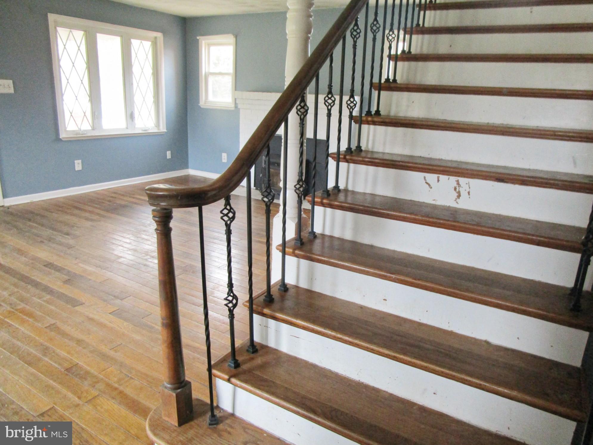 243 Porters Bridge Road Colora, MD 21917 - Photo 13 of 36 Hardwood staircase