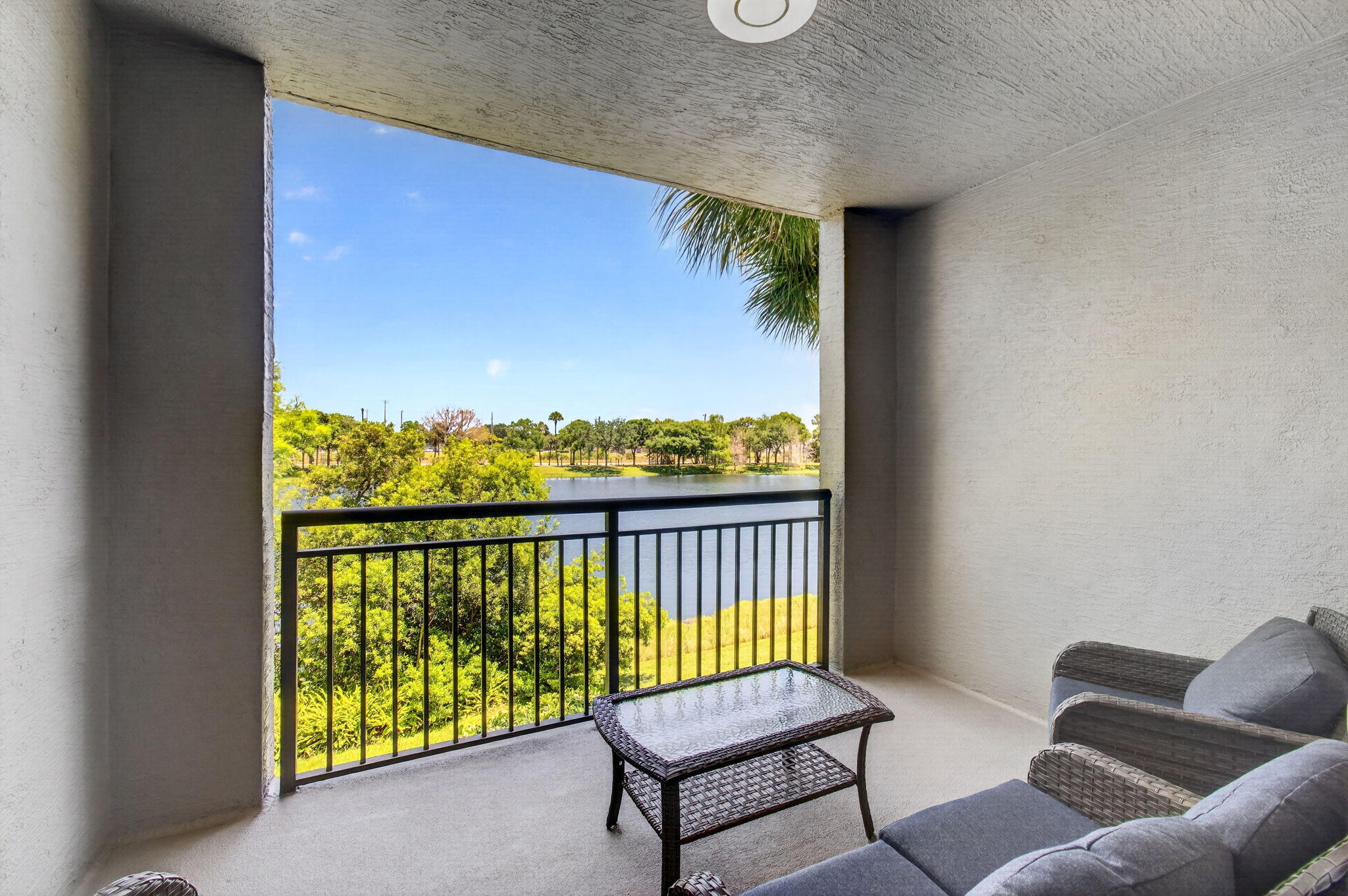 1660 Renaissance Commons Boulevard, Unit 2207 Boynton Beach, FL 33426 - Photo 28 of 51 15-web-or-mls-DSC_6450