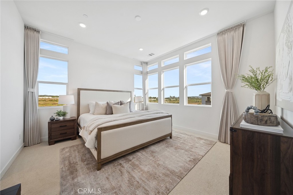 185 Sentosa Irvine, CA 92618 - Photo 13 of 57