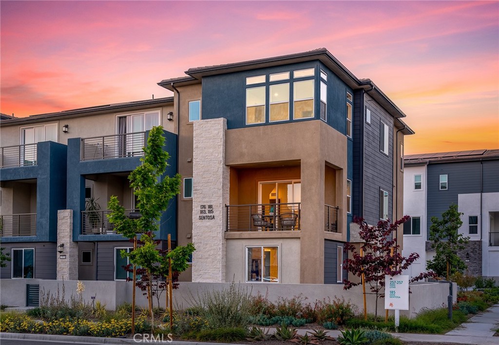 185 Sentosa Irvine, CA 92618 - Photo 2 of 57