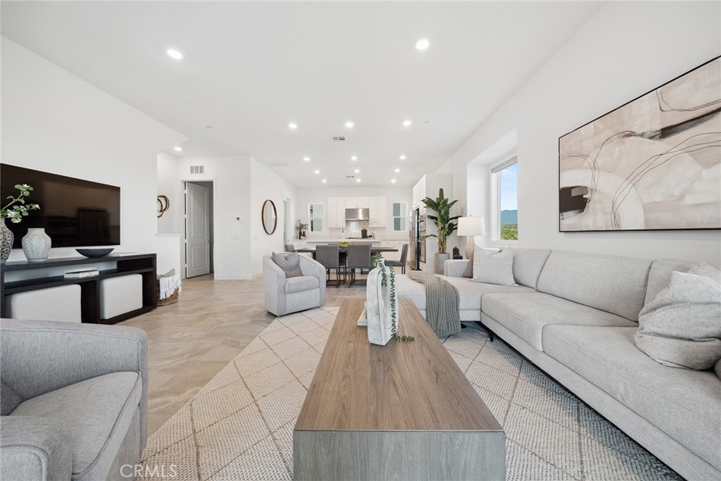 185 Sentosa Irvine, CA 92618 - Photo 24 of 57