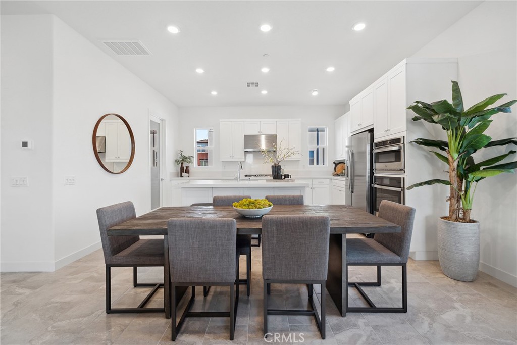 185 Sentosa Irvine, CA 92618 - Photo 29 of 57