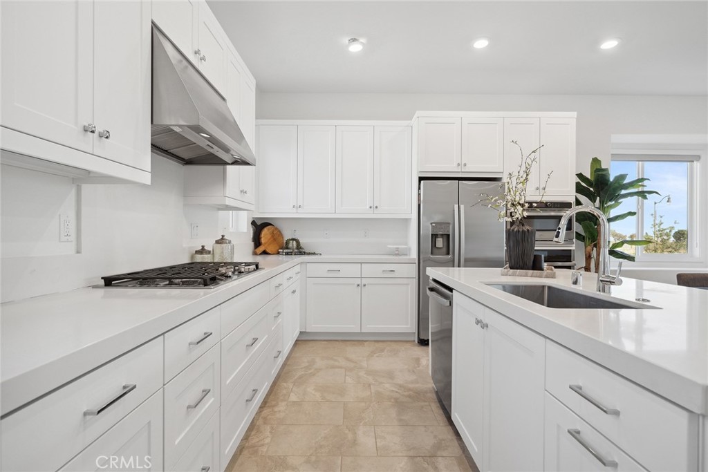 185 Sentosa Irvine, CA 92618 - Photo 33 of 57