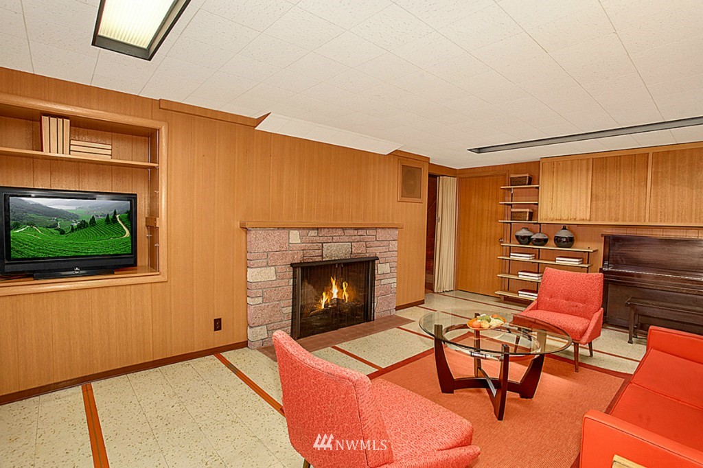 18796 Ridgefield Road Northwest Shoreline, WA 98177 - Photo 19 of 25 Gallery Image 19