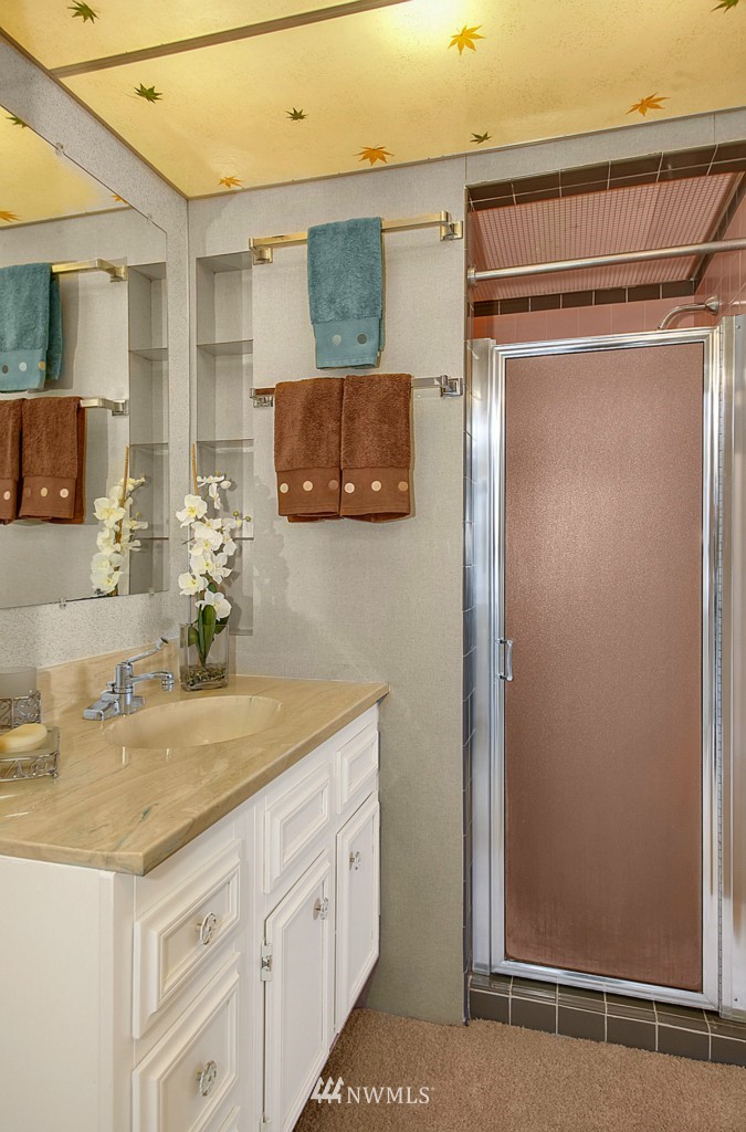 18796 Ridgefield Road Northwest Shoreline, WA 98177 - Photo 21 of 25 Gallery Image 21