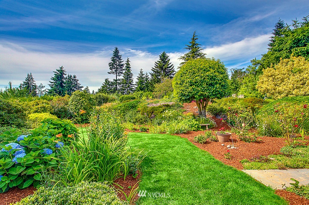 18796 Ridgefield Road Northwest Shoreline, WA 98177 - Photo 23 of 25 Gallery Image 23