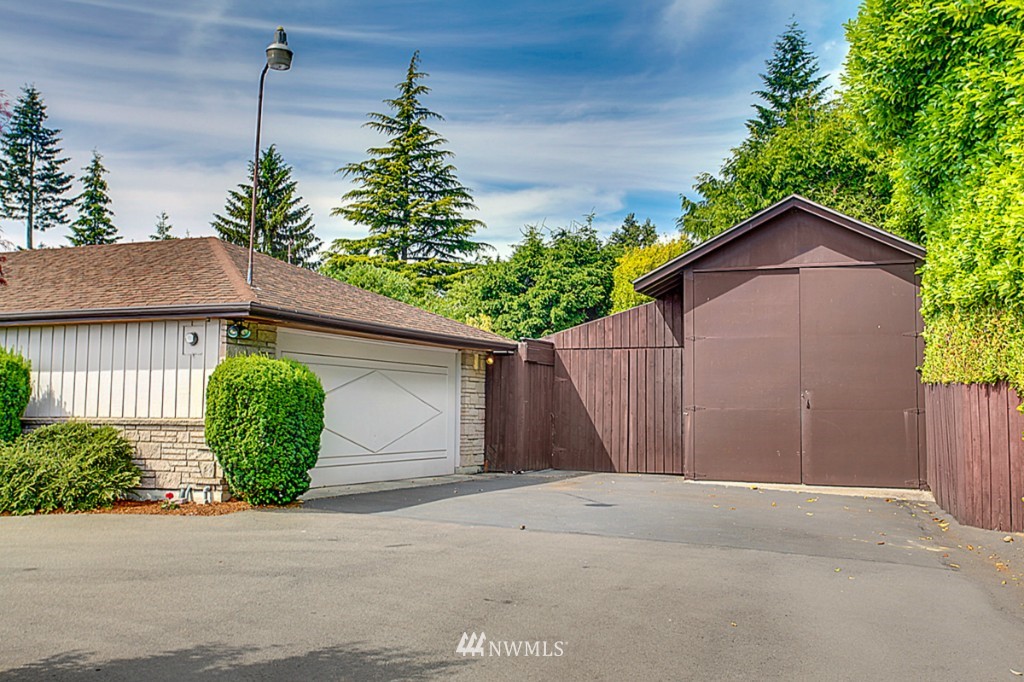 18796 Ridgefield Road Northwest Shoreline, WA 98177 - Photo 24 of 25 Gallery Image 24