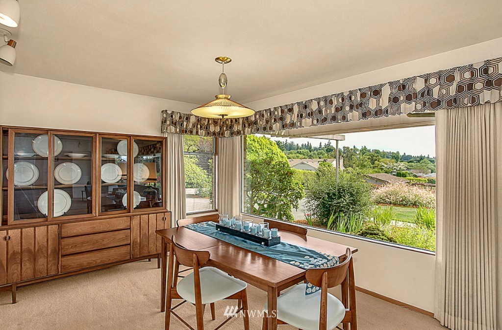 18796 Ridgefield Road Northwest Shoreline, WA 98177 - Photo 9 of 25 Gallery Image 9